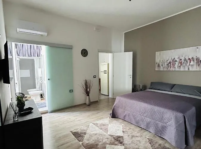 Essential House Appartamento Brindisi